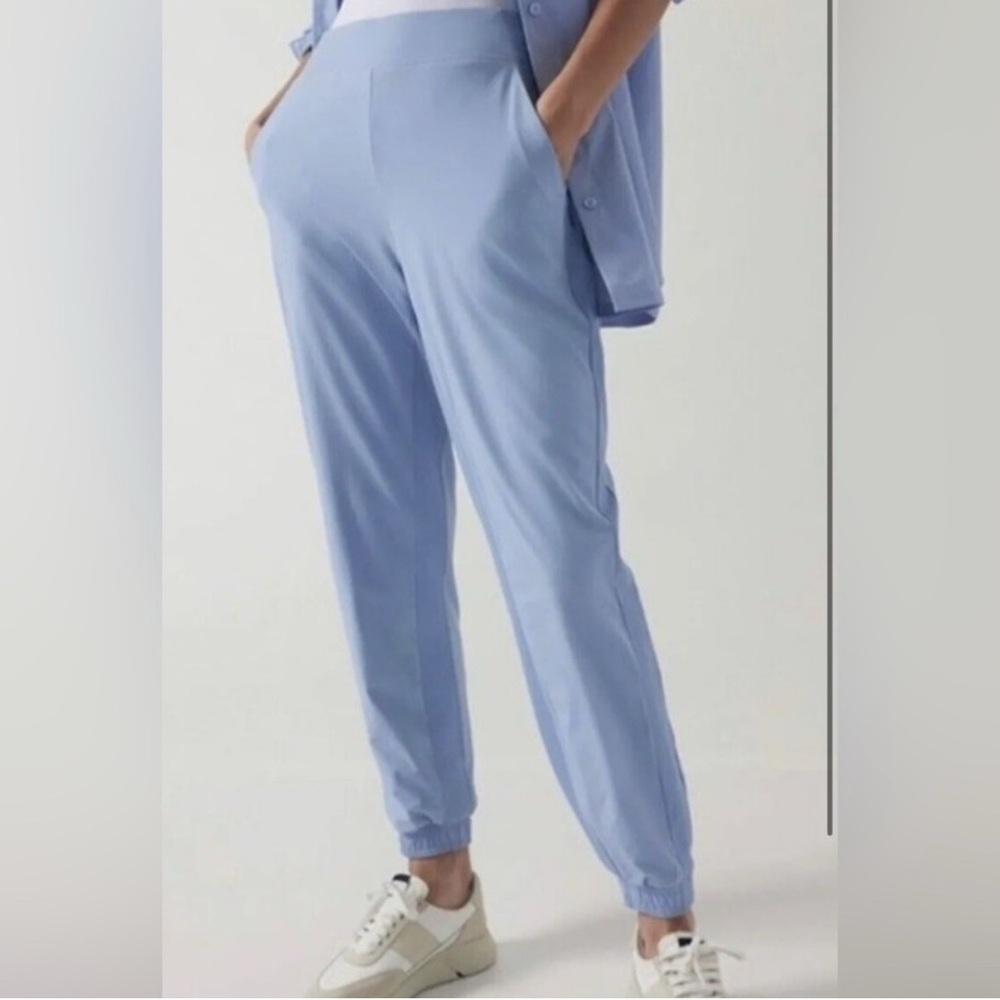 Athleta Brooklyn Lined Joggers – Size 8 Heron Blue